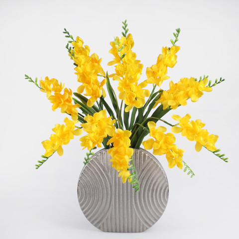 Freesia bouquet x 12 QA352