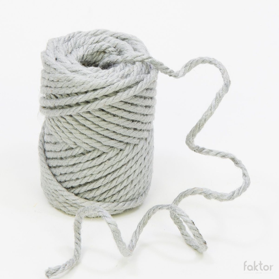 Sznurek jutowy (200 g), szary 26/6/3 200g 12mb FA48-07