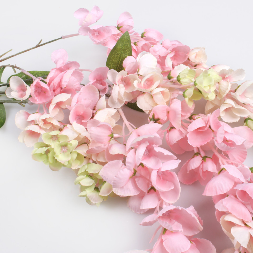 Wisteria, Lt. Pink K121-04