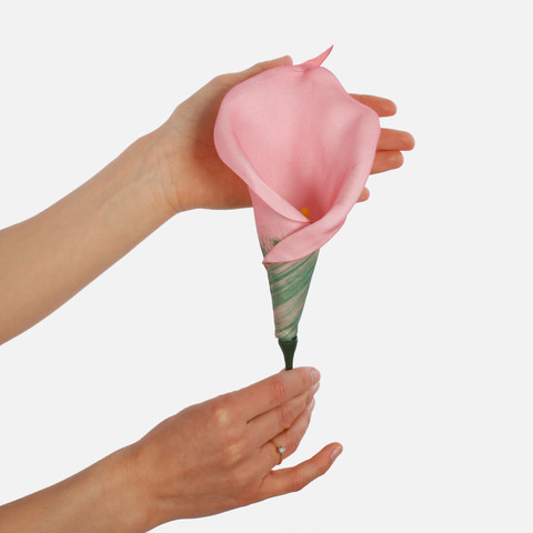 Foam calla W513 (Product size)