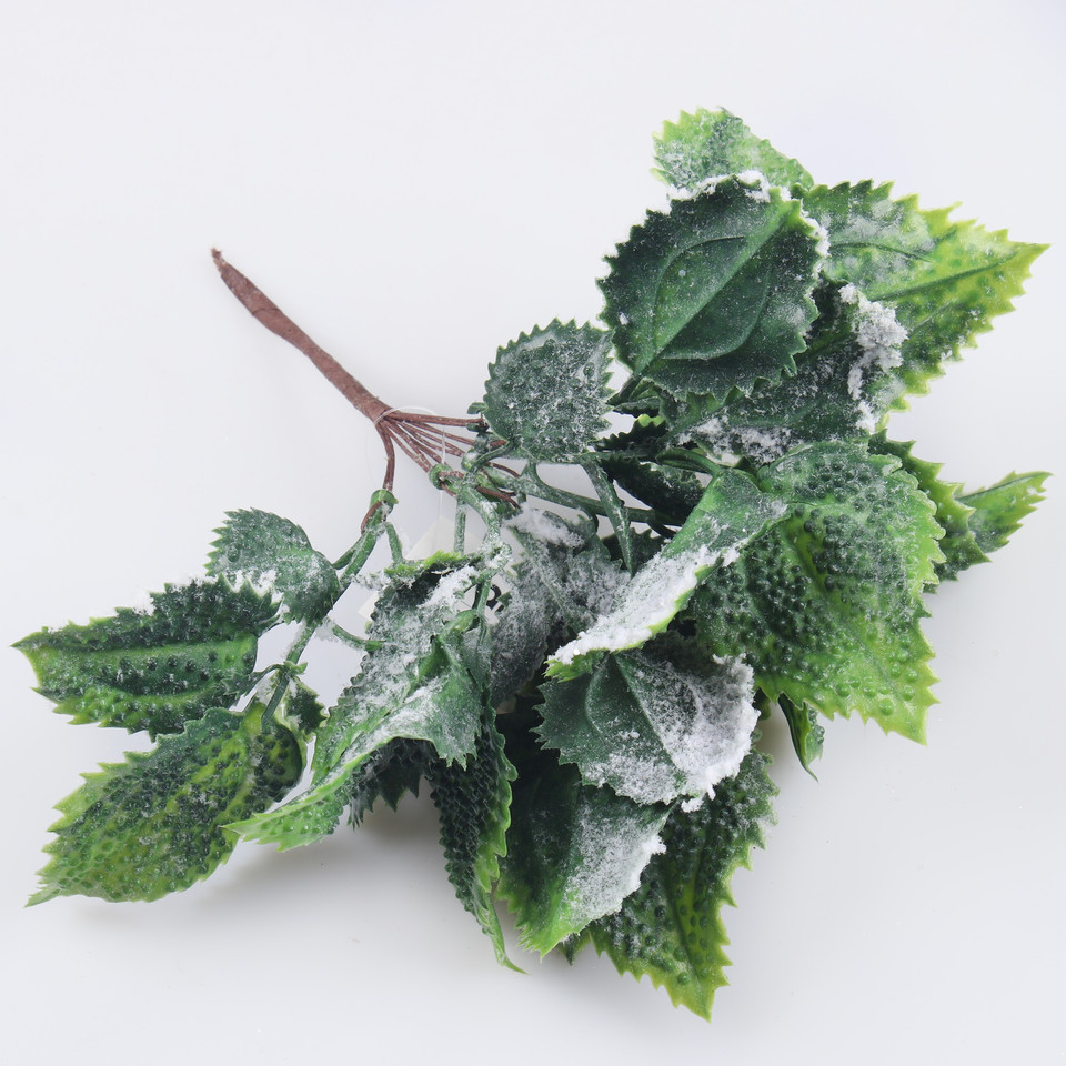 Snow-covered mint on the pick, Frosted Green A831S-01