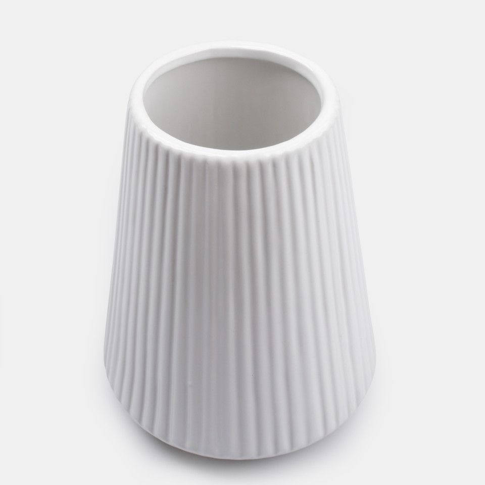 Ceramic vase, White HD040