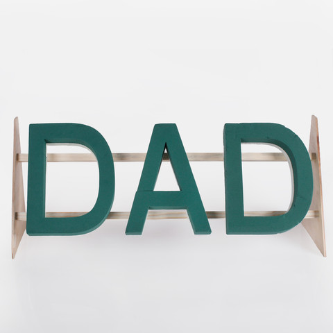 Napis "DAD" P421